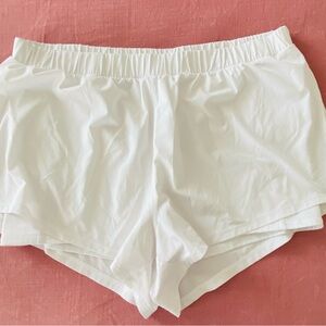 Gap GapFit White Athletic Shorts size XL